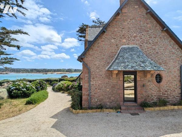 Propriété Unique avec Vue Panoramique sur la Côte de Granite Rose - Vente en VIAGER