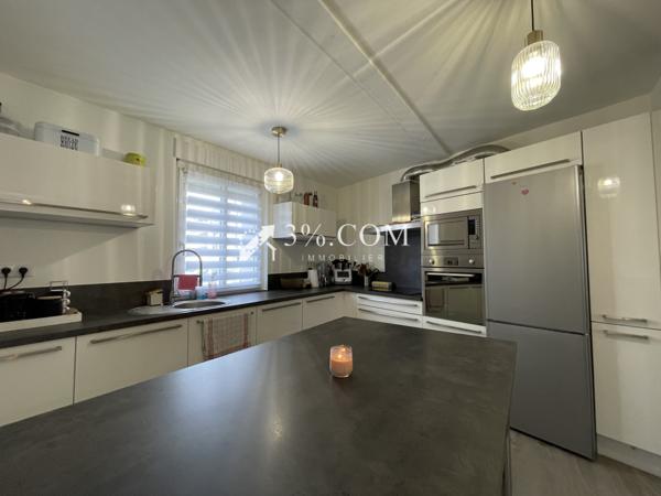 3%.COM – Exclusivité à HAGUENAU, maison d’environ 107m² hab, 4 chambres, 1 cour Haguenau (67500)