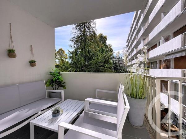 Appartement F5 à vendre  5 pièces - 100 m2 ST CLOUD - 92