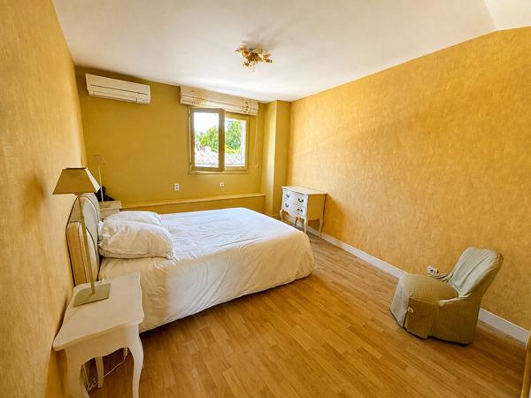 Maison Maison de caractère de 140 m² avec piscine, en plein centre de Blanquefort. 140 m²