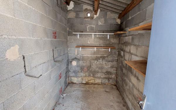 Maison à vendre    4 pièces •  Villeneuve