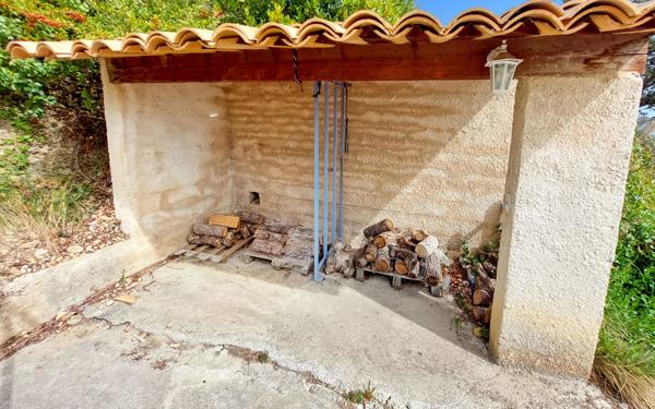 Maison à vendre    4 pièces •  Villeneuve