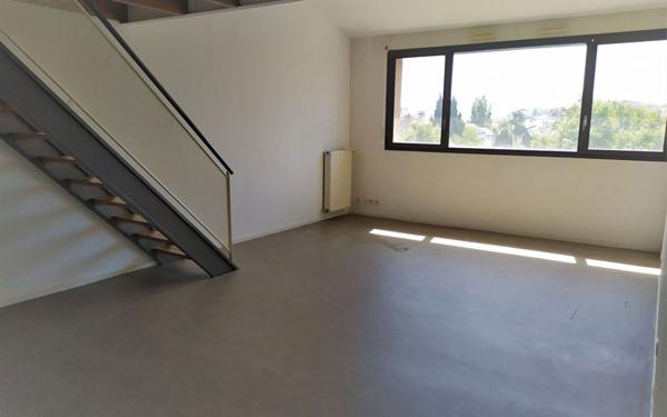 Appartement à louer    3 pièces • 57 m2 Albi