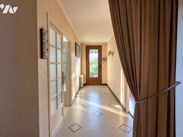 MAISON 5 PIECES - 4 CHAMBRES - LE VIEUX BOURG - LE PELLERIN