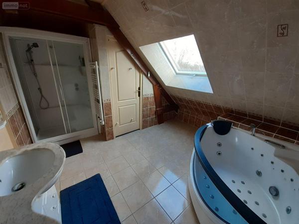 Maison à vendre à Écommoy dans la Sarthe (72220), ref : 023/2102