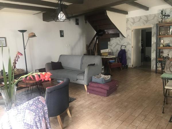 Maison à vendre |  Saint-Jean-d'Angély |  4 pièces | 99 m²