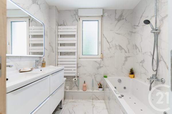 Appartement F6 à vendre  6 pièces - 117,91 m2 SCY CHAZELLES - 57