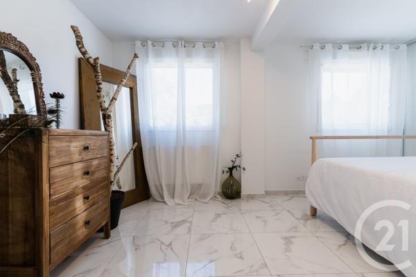 Appartement F6 à vendre  6 pièces - 117,91 m2 SCY CHAZELLES - 57