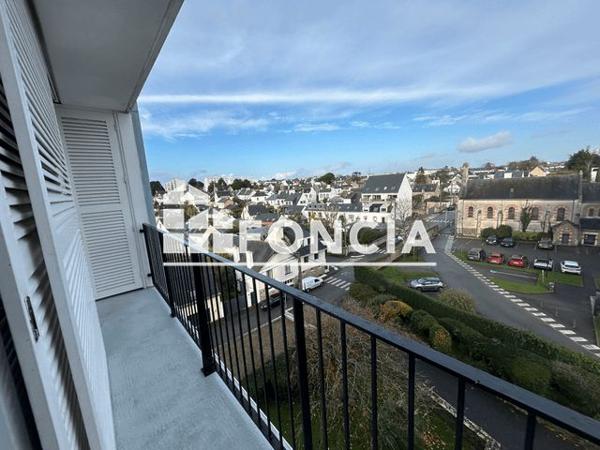 Location Appartement 2 pièces 48.4 m² - 33 RUE PHILIPPE LEBON Vannes 56000