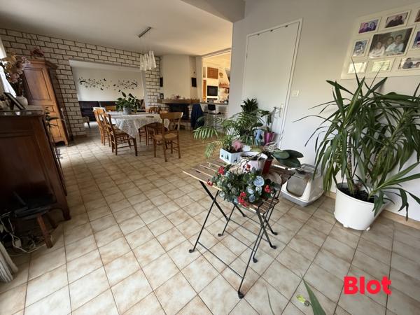 Maison 6 pièce(s)