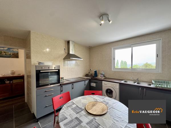 Coulommiers (77120) Maison plain-pied sur sous-sol. Terrain 1000m² Rebais