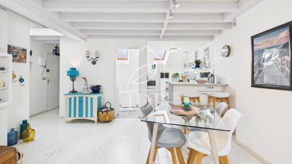 Corbeil-Essonnes (91100) Charmant duplex 75 m² au sol avec beaux volumes - Corbeil-Essonnes