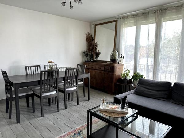 Dans un petit collectif de 2 étages, secteur GRAND LARGE