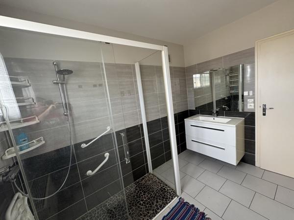 joli pavillon habitable de suite