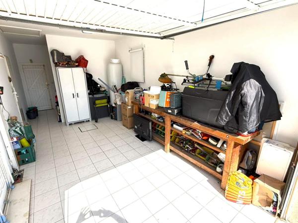 Villa T4 de 116 en plain-pied sur parcelle de 528 m² à Saint-Estève