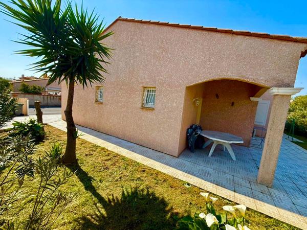Villa T4 de 116 en plain-pied sur parcelle de 528 m² à Saint-Estève