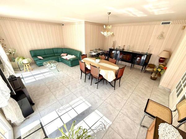 Villa T4 de 116 en plain-pied sur parcelle de 528 m² à Saint-Estève