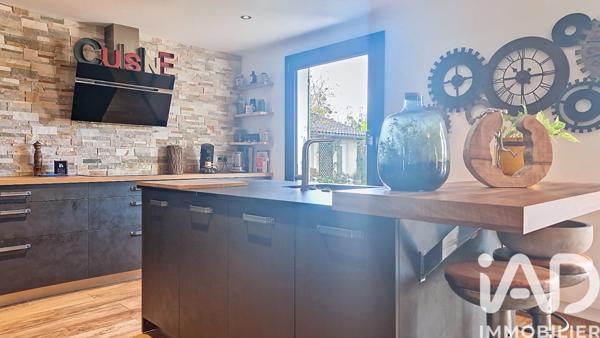 Maison à vendre 5 pièces 140 m² Camblanes-et-Meynac