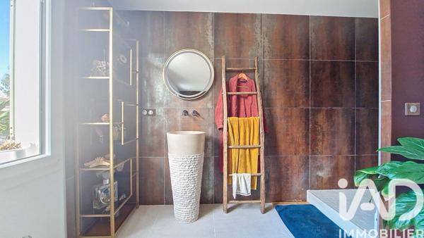 Maison à vendre 5 pièces 140 m² Camblanes-et-Meynac