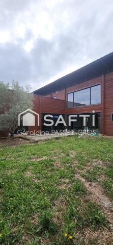 Local commercial/bureaux de 457m² avec terrain divisible et constructible