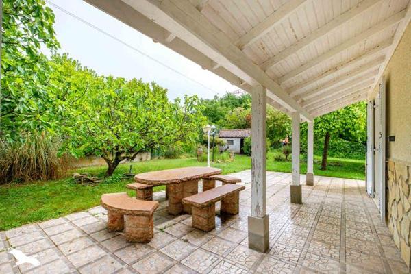 Maison à vendre |                                       Saint-Laurent-de-Mure |                                        4 pièces  |  99,8 m²