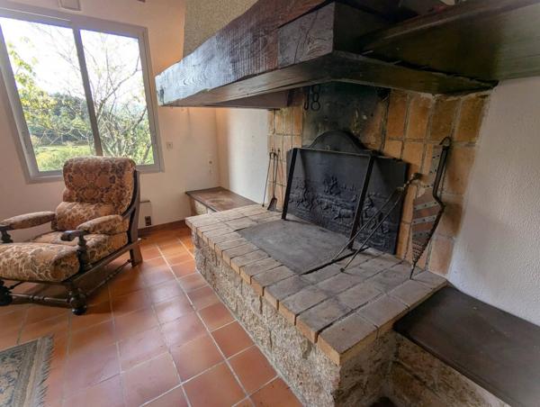 12230 - NANT - MAISON PLAIN PIED - 120M2 - GARAGE - TERRAIN