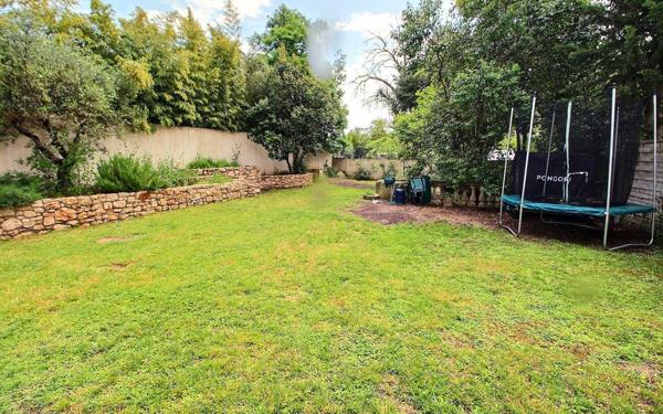 Maison à vendre    5 pièces • 130,61 m2 Allauch