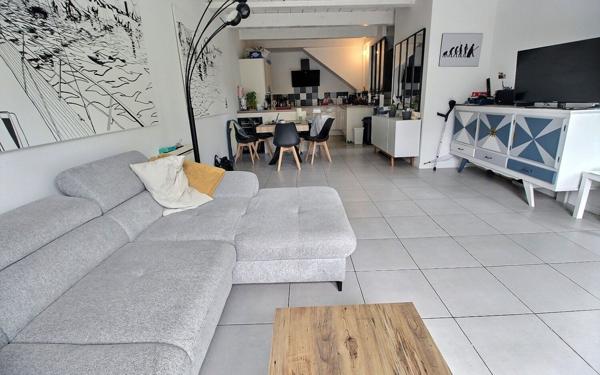 Maison à vendre    5 pièces • 130,61 m2 Allauch