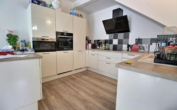 Maison à vendre    5 pièces • 130,61 m2 Allauch