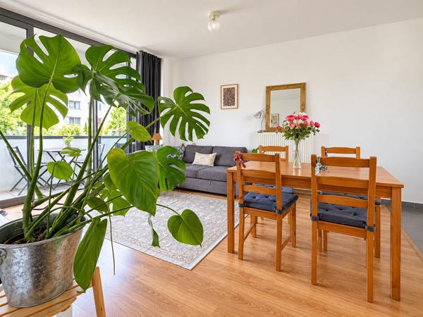 Appartement T3 – 59m² avec balcon.