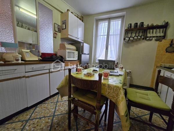 Maison en pierre de 185 m²