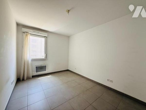 MARSEILLE 5e - BAILLE / CONCEPTION - T2 AVEC TERRASSE ET PARKING

À proximité immédiate de la...