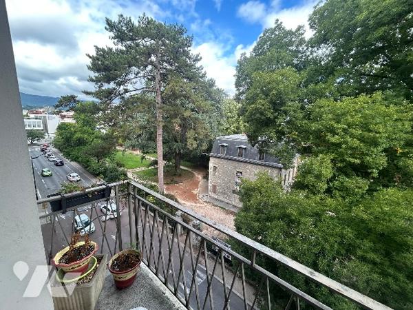 Appartement T3 Traversant  – 79 m² –Centre ville Chambéry (Avenue de Lyon)