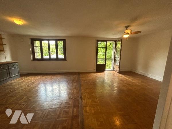 Appartement T3 Traversant  – 79 m² –Centre ville Chambéry (Avenue de Lyon)