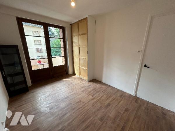 Appartement T3 Traversant  – 79 m² –Centre ville Chambéry (Avenue de Lyon)