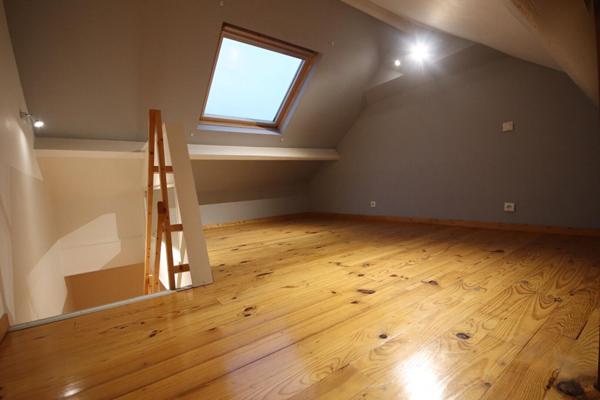 A LOUER : Maison à MARCQ EN BAROEUL • rue Montgolfier - Marcq-en-Baroeul • 1 030 € CC • Réf. 001-00565-001