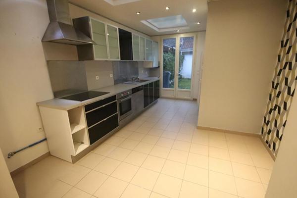 A LOUER : Maison à MARCQ EN BAROEUL • rue Montgolfier - Marcq-en-Baroeul • 1 030 € CC • Réf. 001-00565-001