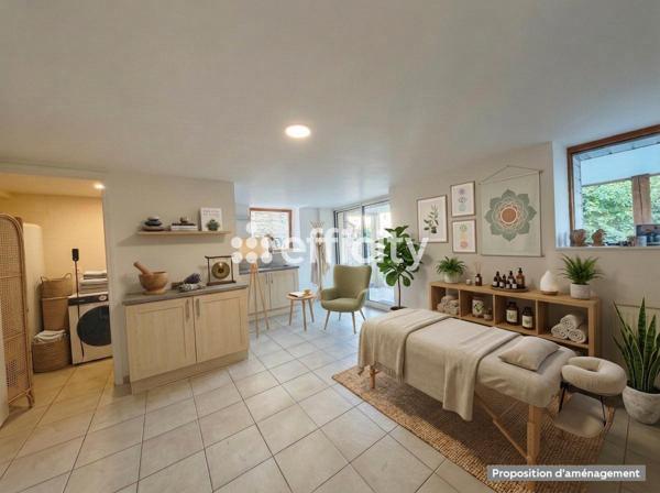 Appartement
         6 pièces
        - 121 m² 257 900 € *