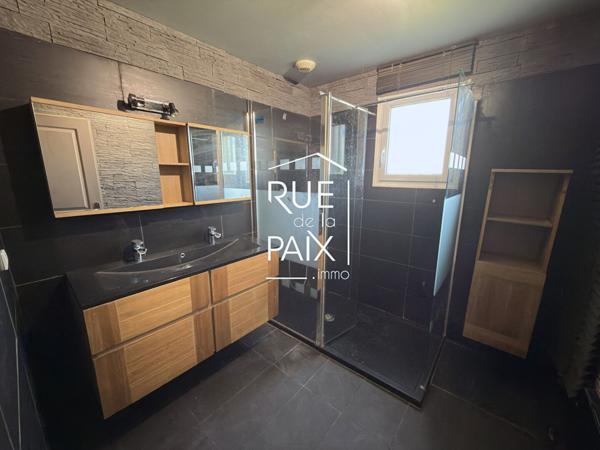 86190 VOUILLE Maison plain-pied 3 chambres - Vouillé 86190 -Terrain 645 m²