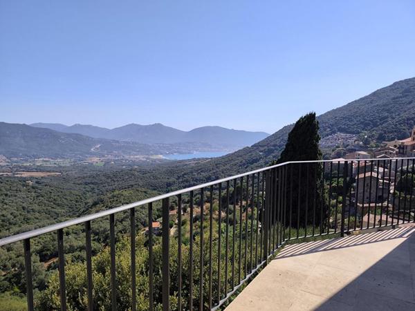 MAISON DE VILLAGE OLMETO AVEC VUE MER