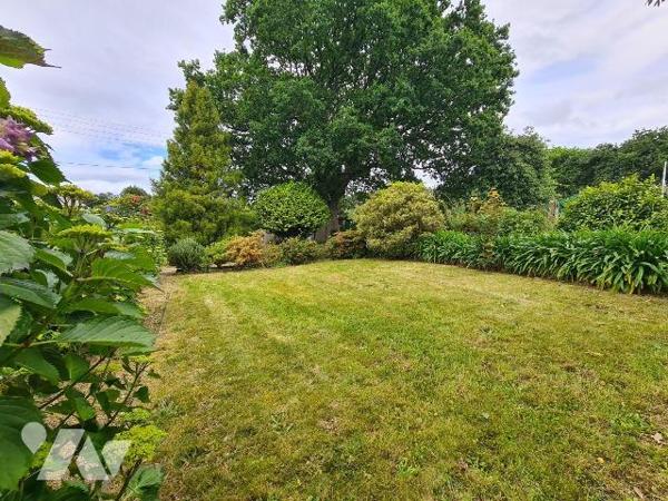 Maison à Vendre à Plouha (22580) en Côtes-d'Armor (22)

Cette maison offre une surface habita...