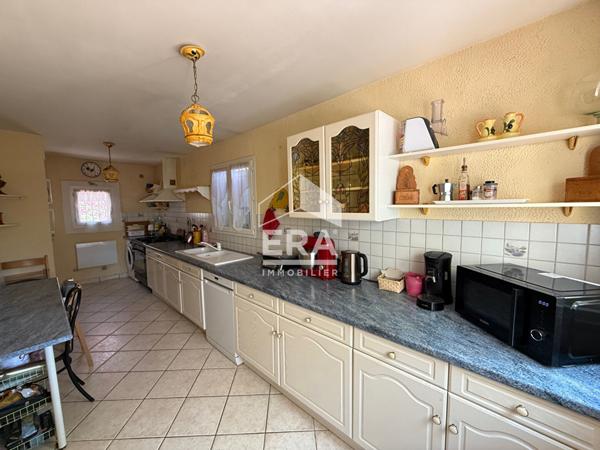 A VENDRE 13530 TRETS MAISON DE TYPE 5 DE 100M² SUR 1100M² DE JARDIN