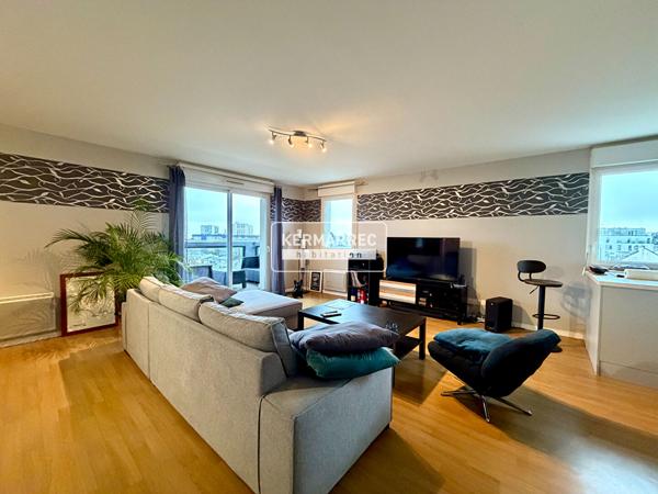 Appartement 3 pièces – 88 m² environ à Saint-Nazaire (ref : 76912SN)