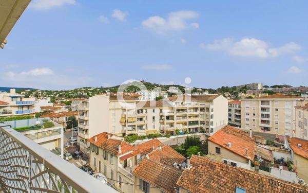 Appartement à vendre    2 pièces • 52 m2 Cannes