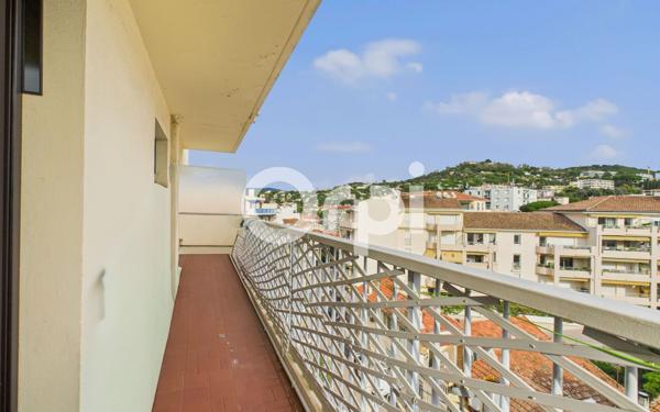 Appartement à vendre    2 pièces • 52 m2 Cannes