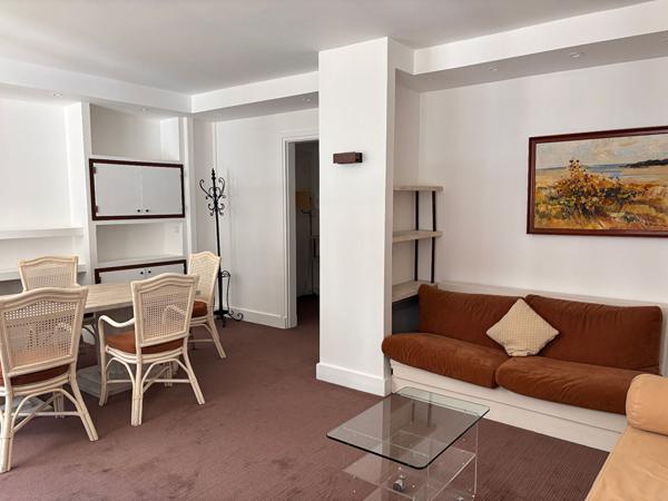 Bel appartement meublé avec balcon