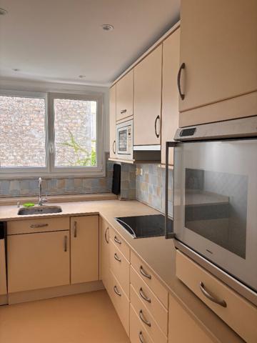 Bel appartement meublé avec balcon