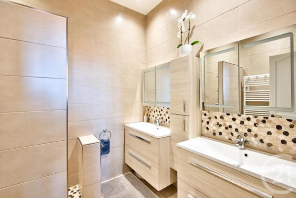 Appartement F3 à vendre  3 pièces - 67,90 m2 BEAULIEU SUR MER - 06