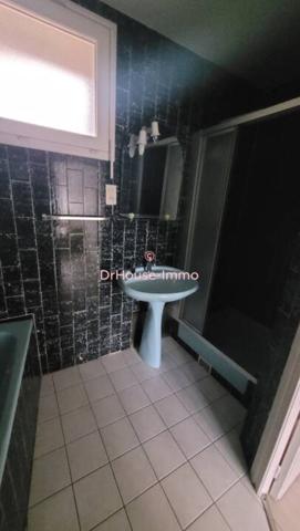 Appartement à louer 3 pièces de 83 m²