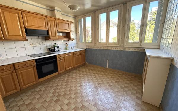 Maison à vendre    5 pièces • 90 m2 Antony